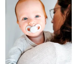 2 Chupetes Anatómicos Day & Night Green Beige Círculo