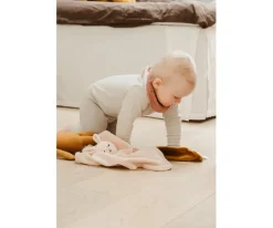 3 Secababitas con Volantes Into the Garden