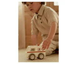 Ambulancia de Madera FSC