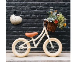 Bicicleta Banwood sin Pedales First Go! Bonton Crema