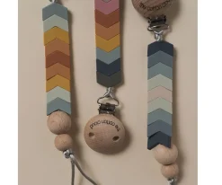 Chupetero Silicona Chevron Rainbow