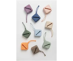 Portachupetes Case BIBS Dark Oak