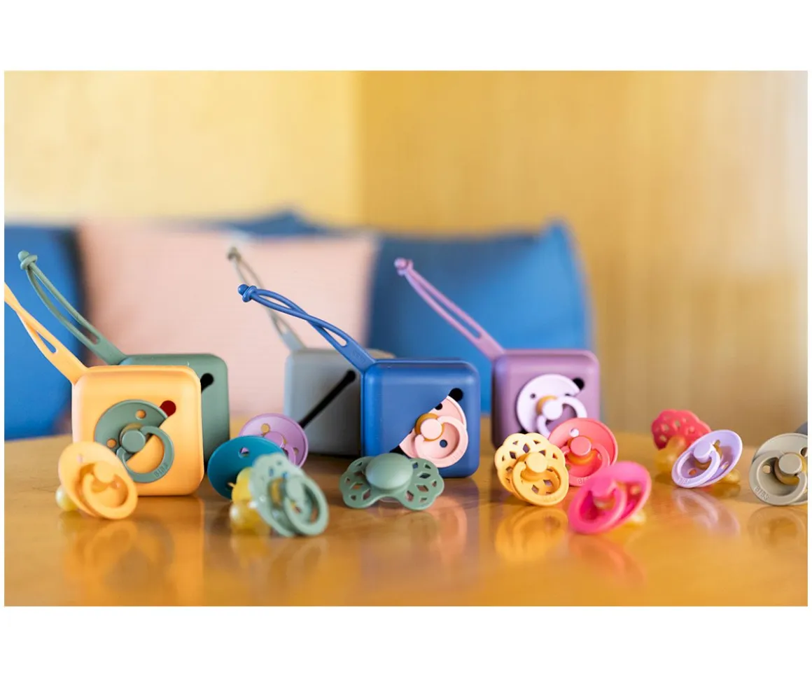 Portachupetes Case BIBS Pine