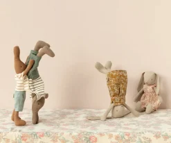 Rabbit con Camisa a Rayas y Pantalón Corto T.1