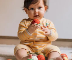 Set 3 Pelotas Sensoriales, Mordedor y Juguete de Baño Fruit Salad